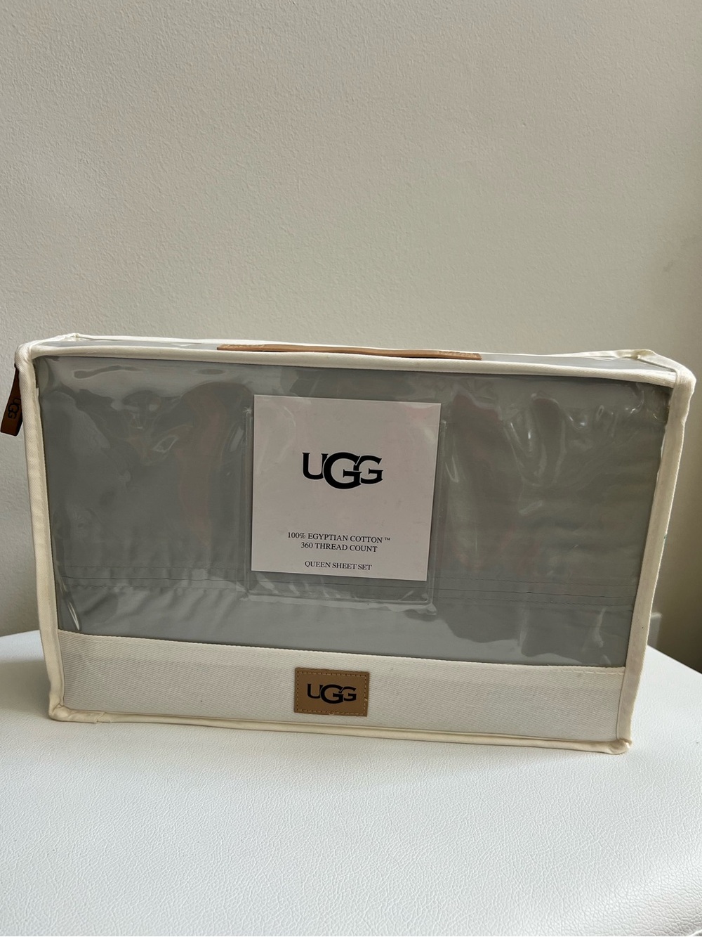 UGG Yana Queen Sheet Set New!! - Picture 1 of 7